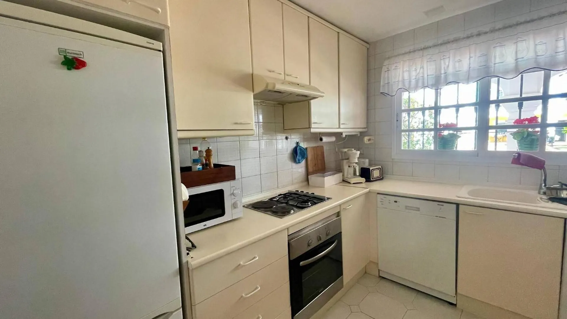 Luxury Townhouse Sea Views 10 Min From Puerto Banus Villa Marbella Nyaraló